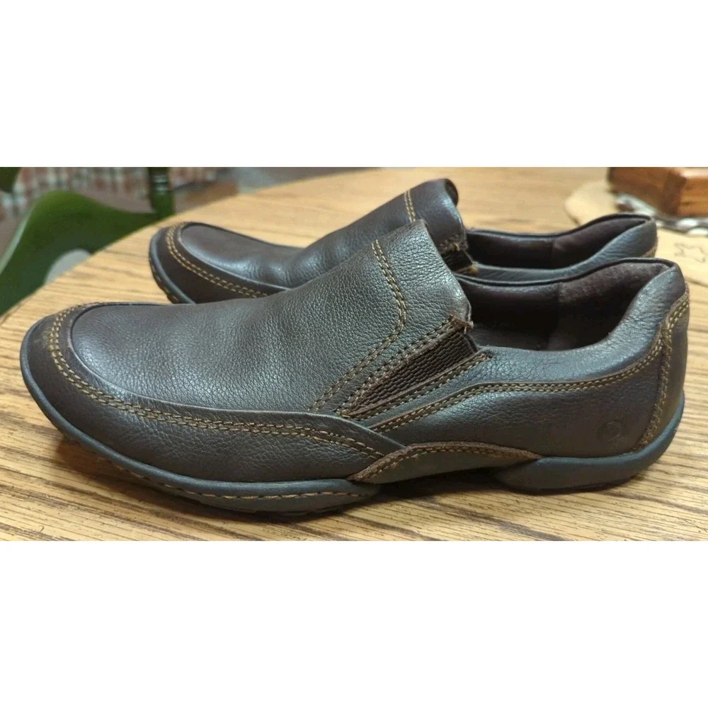 Born shoes size